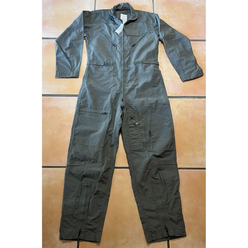 Nee With Tags CWU-27P Sage Green Flight Suit Coveralls, Size 40R